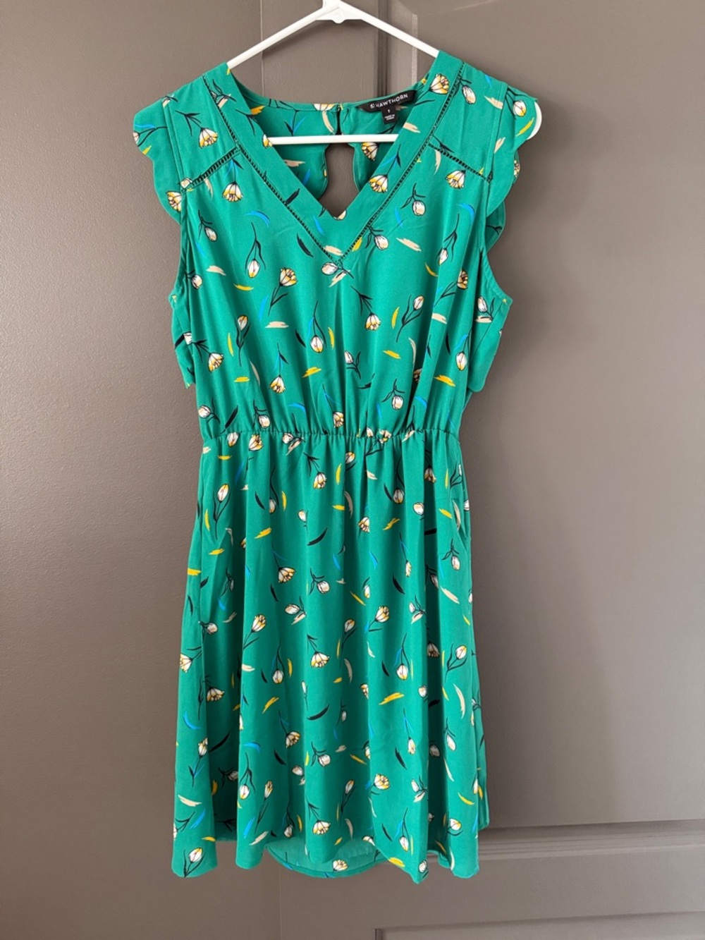 41 Hawthorn Teal Floral V-Neck Dress